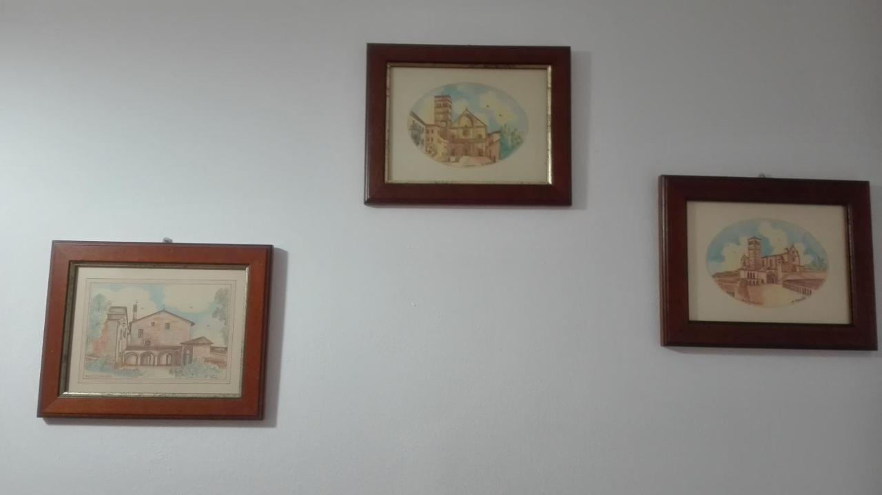 דירות אסיסי Casa Del Frate מראה חיצוני תמונה